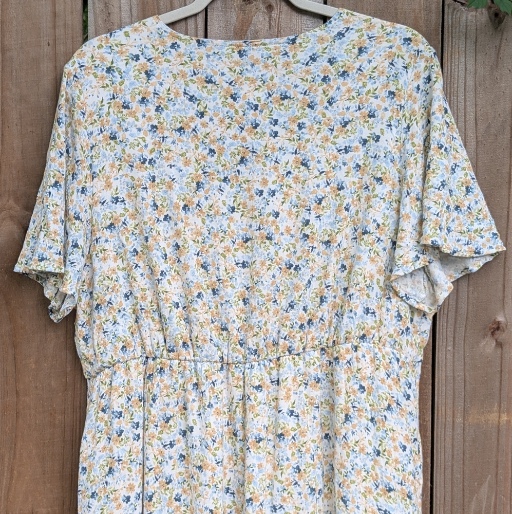 Torrid Plus Size Floral Patterned Maxi Rayon Slub Surplice Wrap Dress - Picture 4 of 12